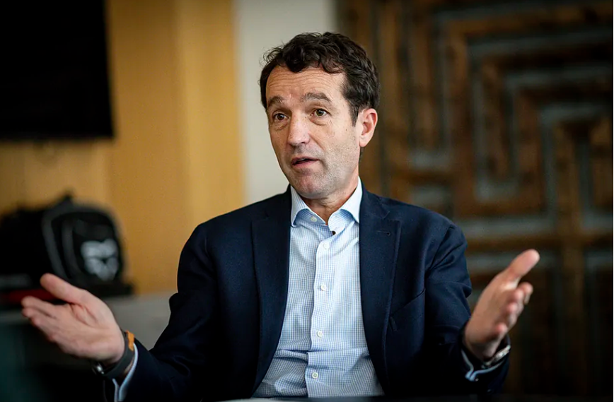 Se disparan los beneficios y las dudas en Indra