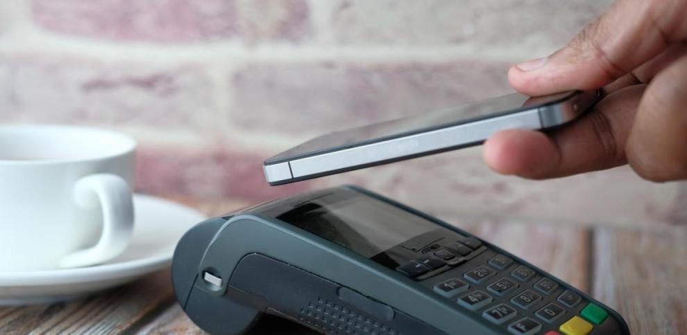 Pagos inmediatos sí, transparencia y control ciudadano no: Indra