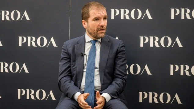 EM&E se dispara mientras la fusión con Indra sigue envuelta en sombras