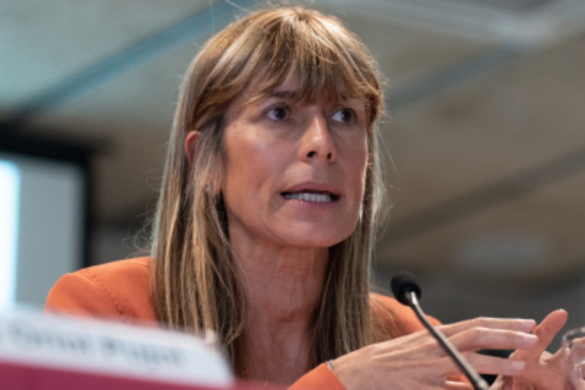 38 correos y muchas preguntas: Indra reaparece en una investigación sensible