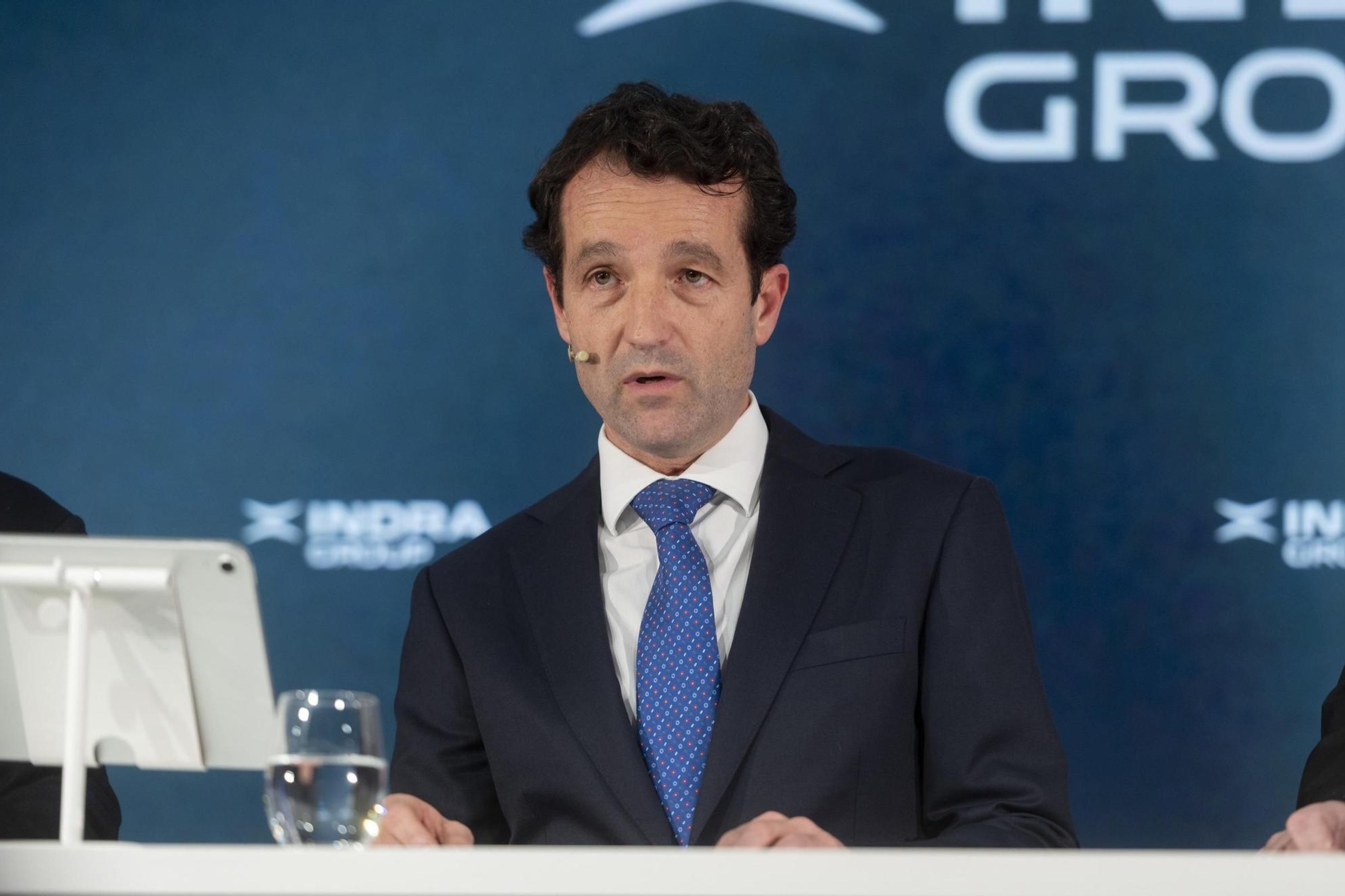 Indra convoca un consejo urgente para que Oliver Wyman avale la adquisición de EM&E