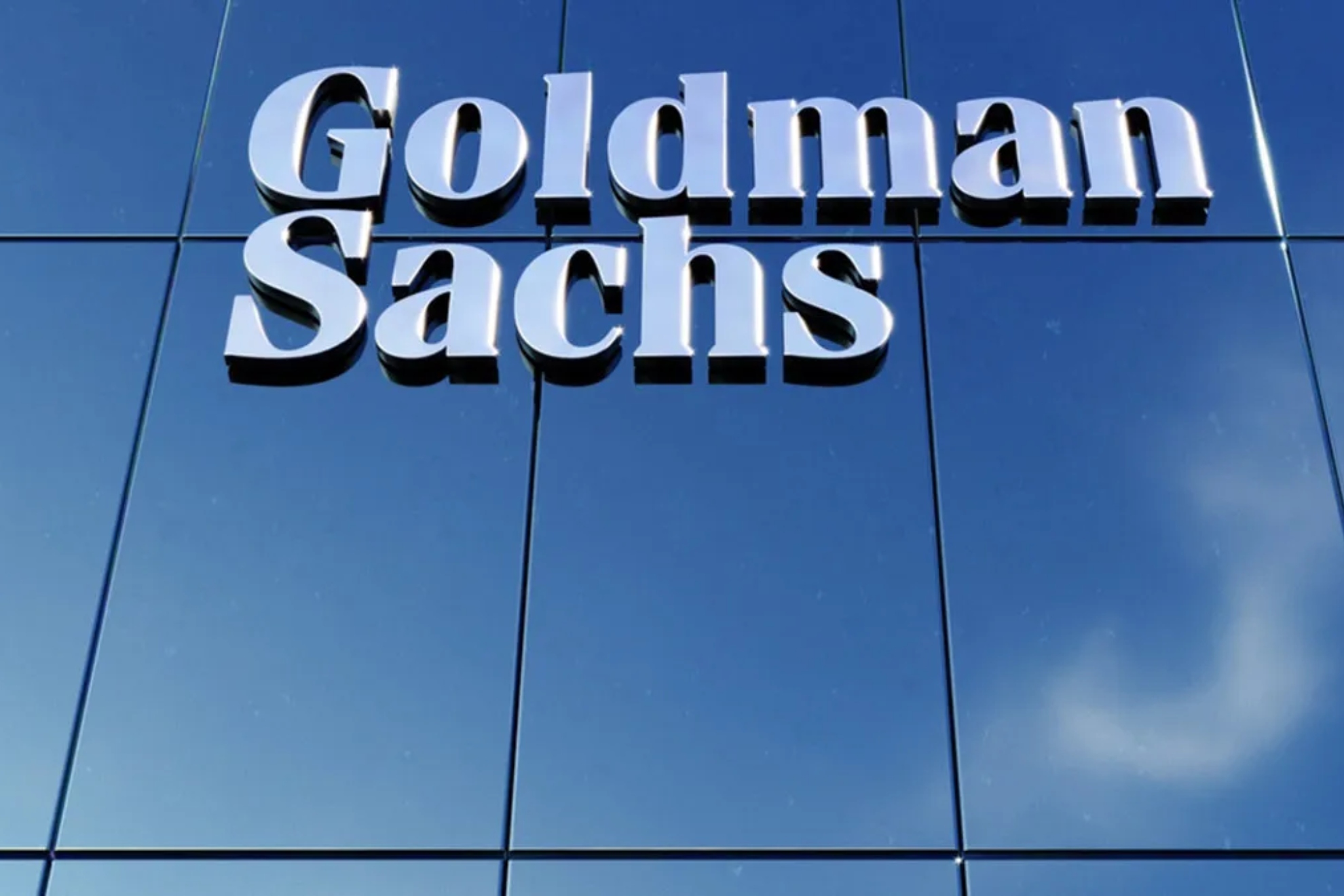 El asesor se convierte en dueño: Goldman controla ya el 10,7% de Indra