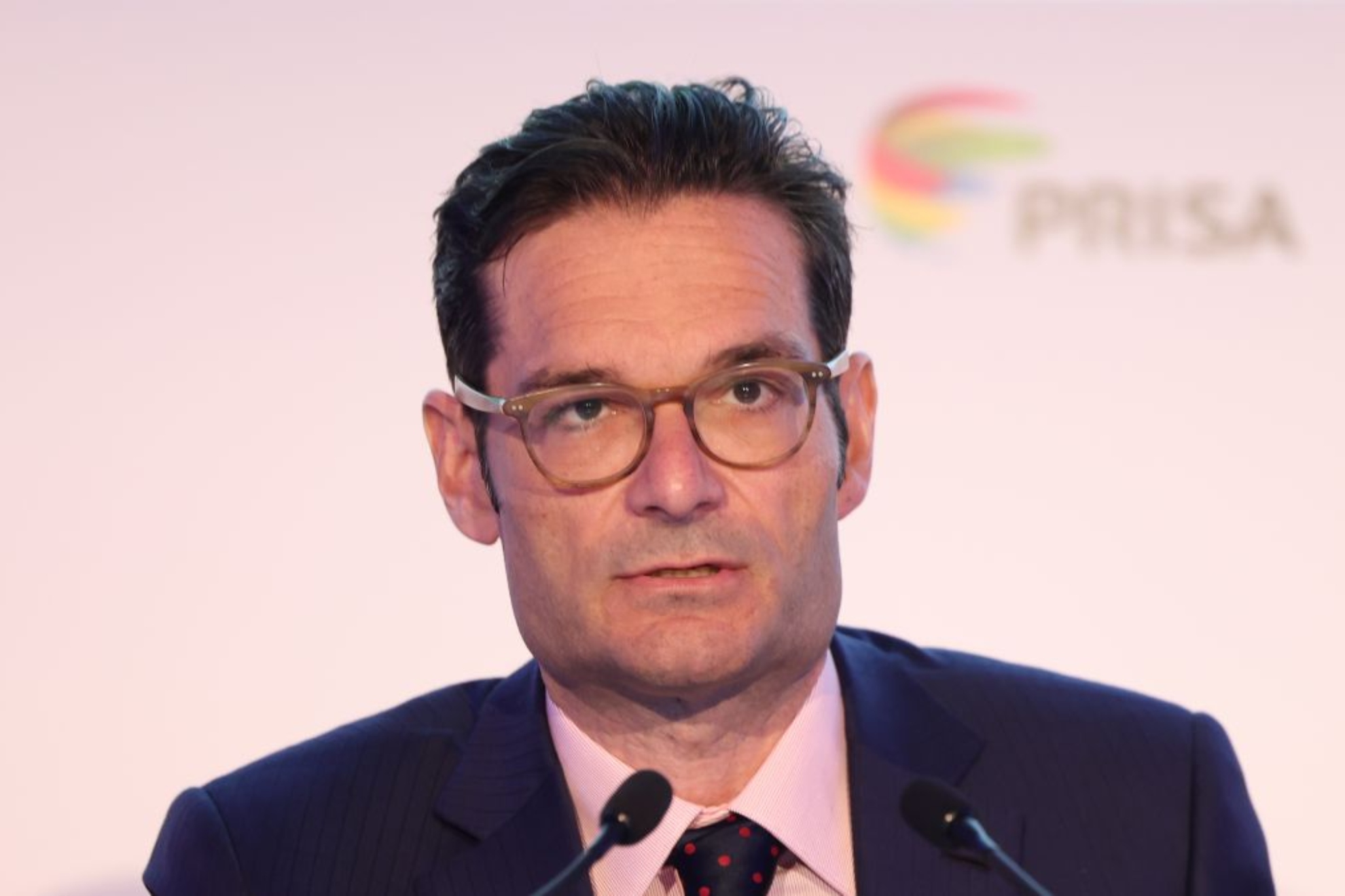 El “efecto Oughourlian” en Indra: poder, purga de independientes y una rentabilidad explosiva